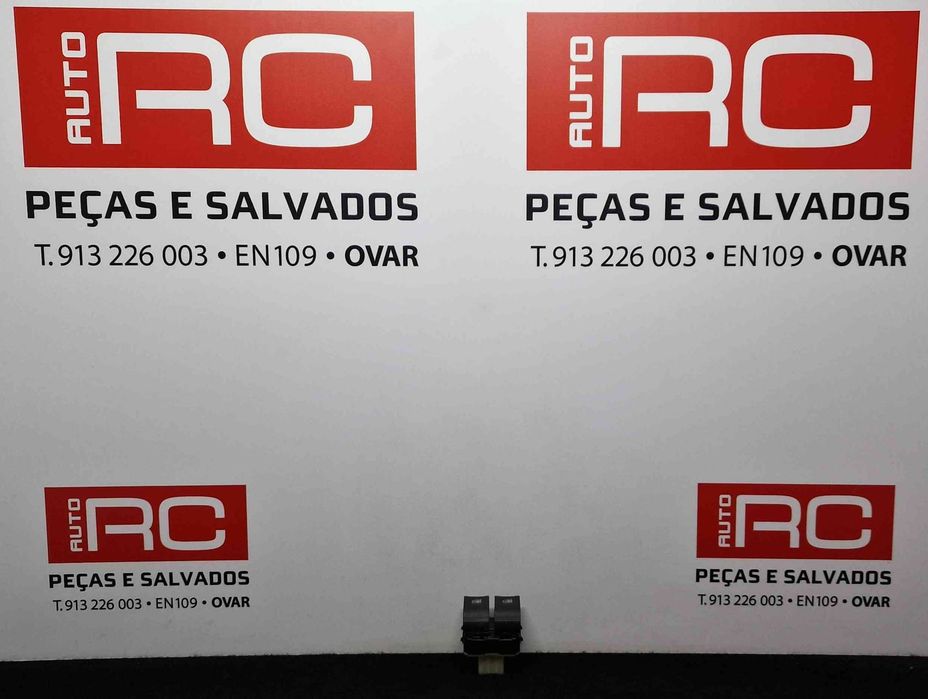 Comando / Botão / Interruptor Vidros Frente Esquerdo 254118722R - RENAULT CLIO IV