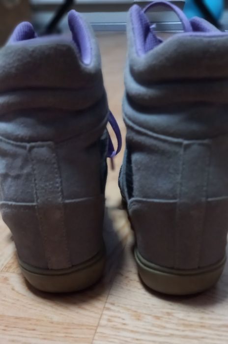 Сникерсы в хорошем состоянии