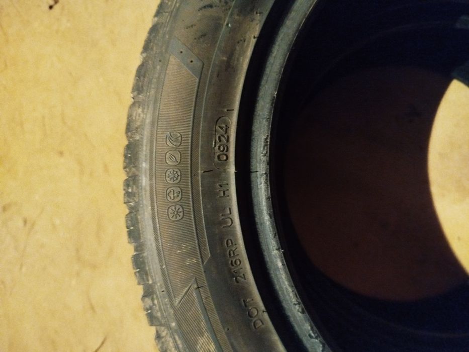 Продам всесезонну гуму205/55/16