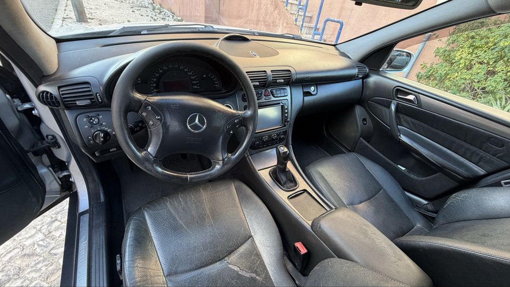 Mercedes benz CDI 220