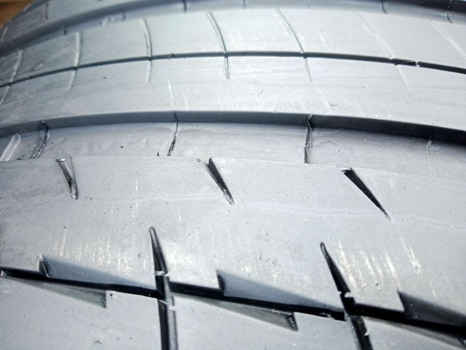 295 35 r21 Michelin