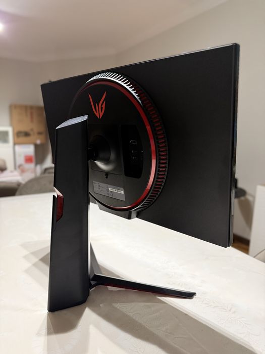 Monitor LG Ultragear 27GN650