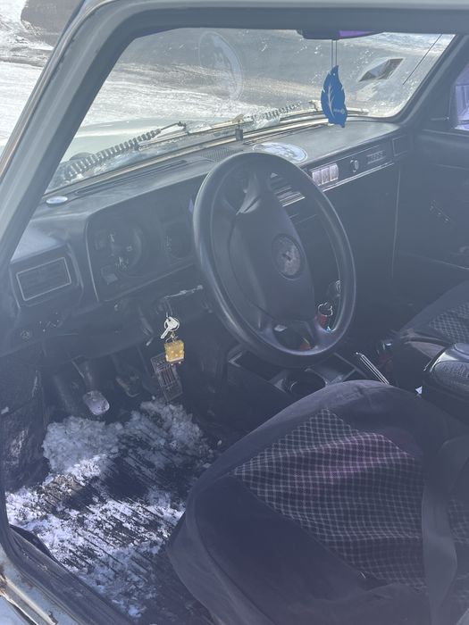 Продам ваз 2105  1994