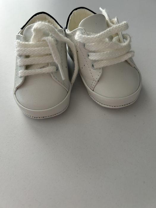 Кеди для немовлят та інше взуття