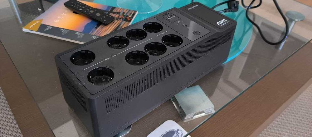 Bateria de Emergência / Proteção Elétrica -  APC Back-UPS 650VA