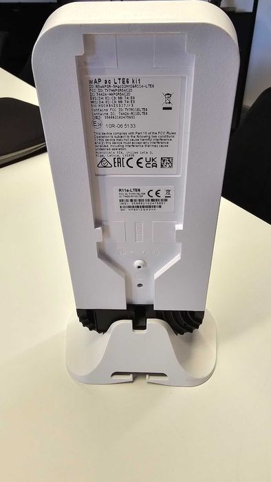 MikroTik wAP ac LTE6 kit Router LTE z Wi-Fi