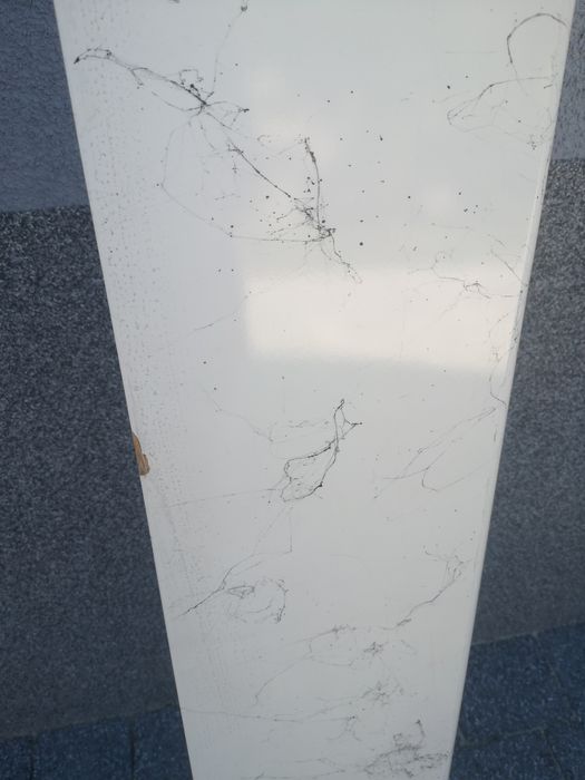 Parapet wewnętrzny biały marmurkowy