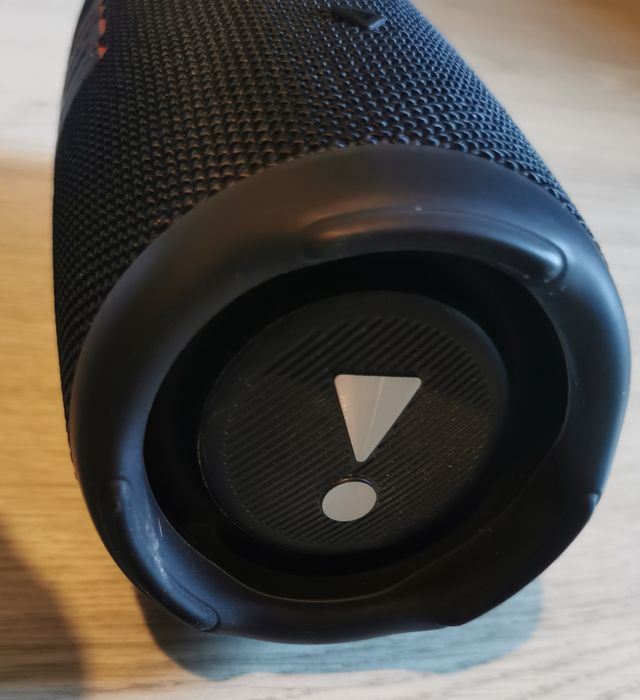 JBL Charge 5 usada Original