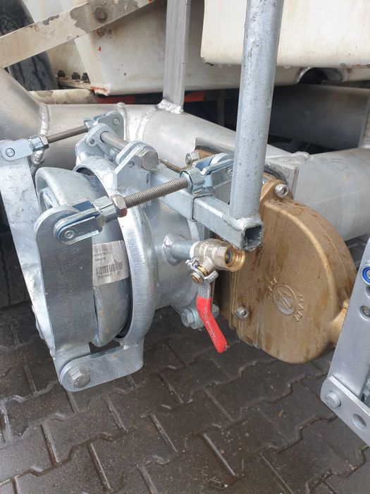 Trójnik 2x kołnierz 6″ i 1x gniazdo 6″