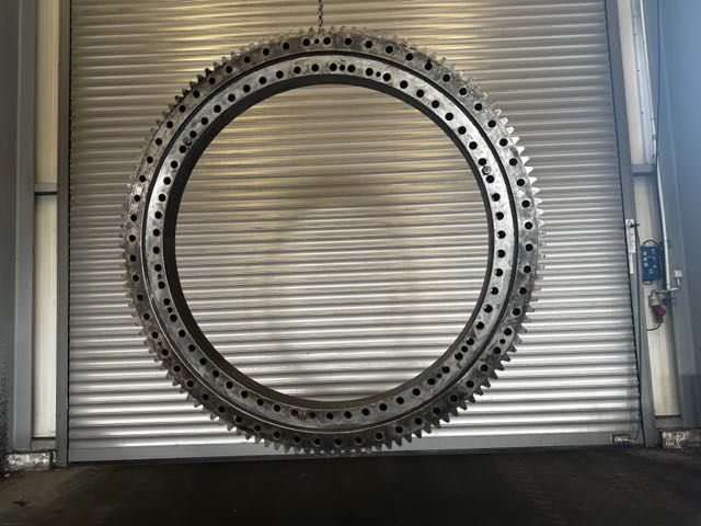 łożysko wieńcowe gigant do szuszarni zboża 2060 mm