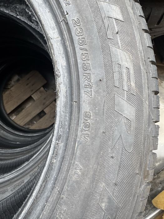 Комплект 235/55/17 Bridgestone