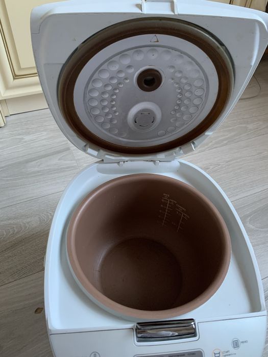 Мультиварка PHILIPS HD3077/40