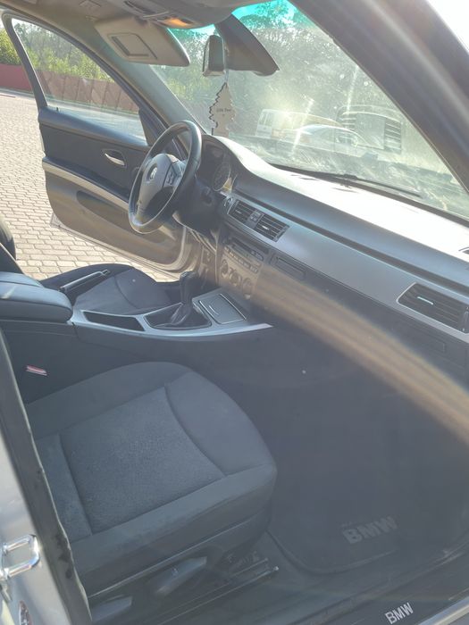 BMW 3 Series 2005 VIN WBAVU310X0FJ39850 фото оголошення 12 з 19