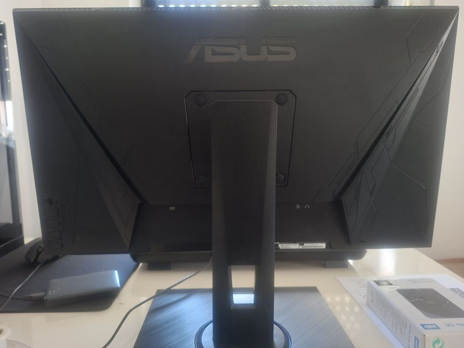 TROCO Monitor Asus sem carregador + Relógio Viceroy