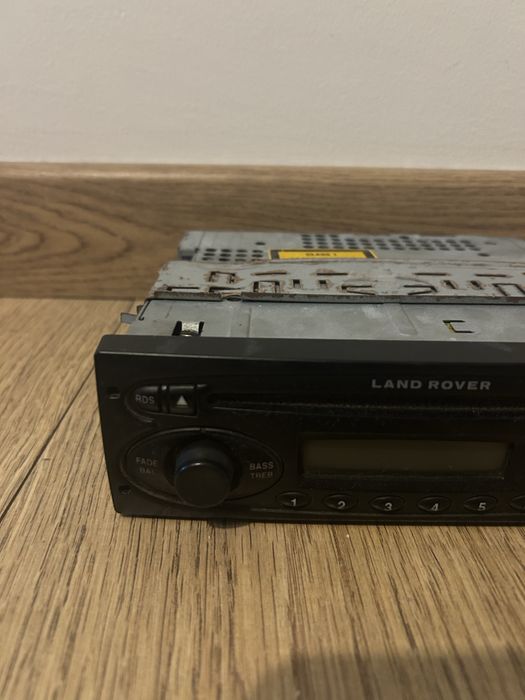 Radio Land Rover