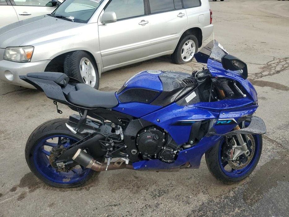 Yamaha YZF1000 2025