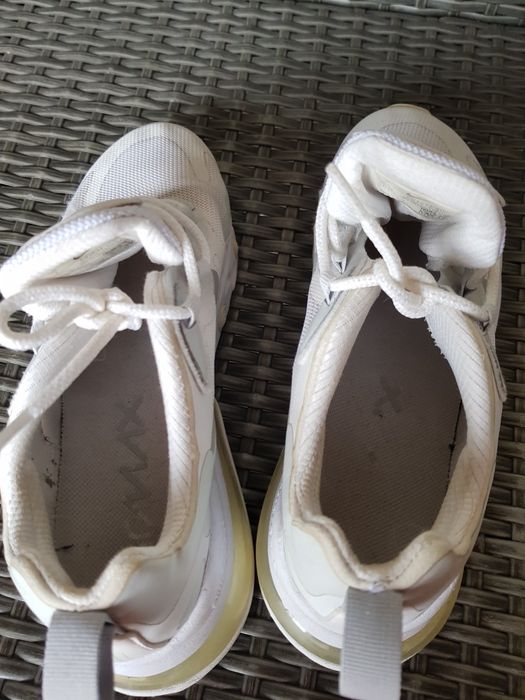 Кросівки Nike air max 270