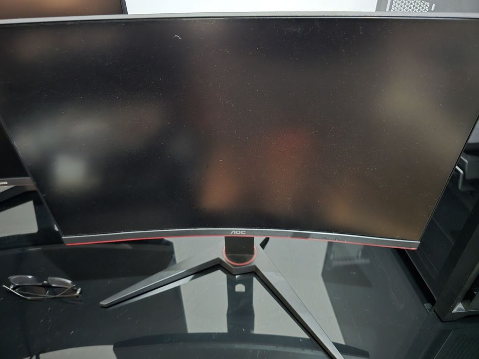 Monitor curvo Aoc c24g1