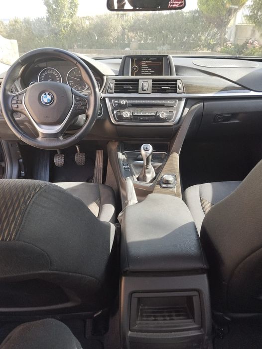 BMW 320d 2012 luxury424735015311124486