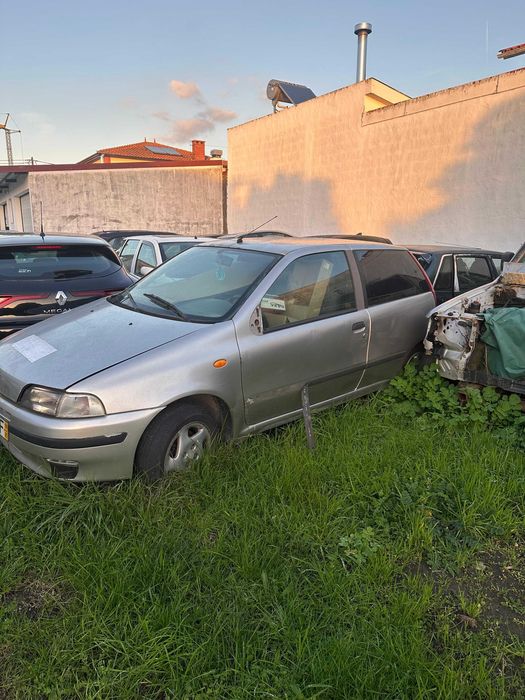Peugeot 307 SW e outras Viaturas Para Peças