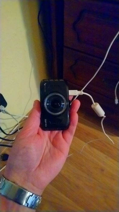 Автомобільний відеорегістратор "FALCON HD 65-LCD"