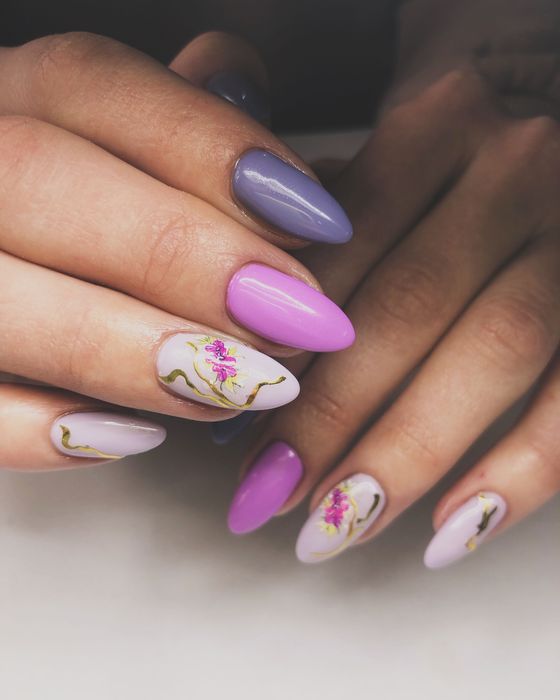 Манікюр- педикюр , фарбування - корекція брів