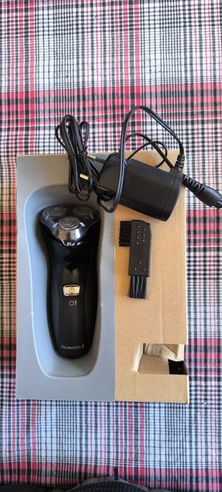 Golarka REMINGTON R4150