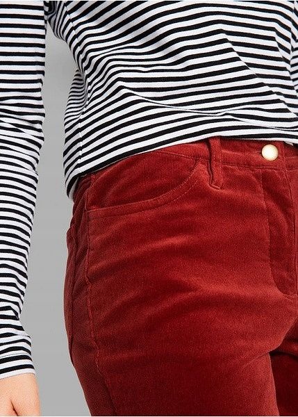 B.P.C spodnie damskie sztruksowe bordowe proste r.48