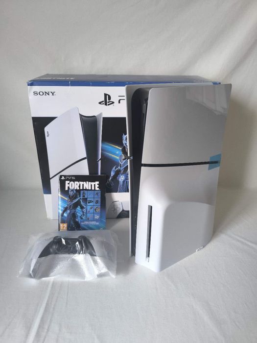 PS5 Slim Standard + jogo