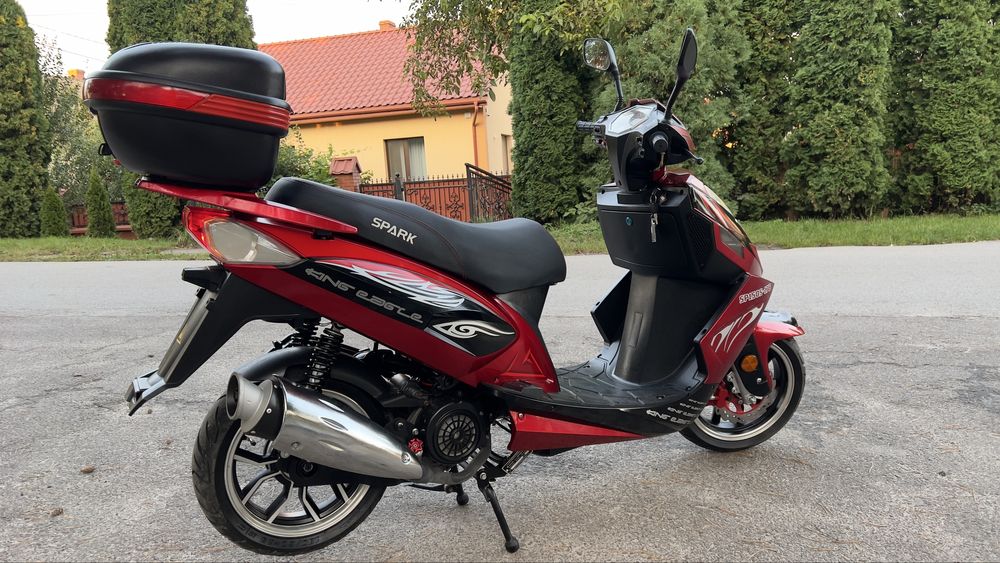 Продам скутер Spark Sp150s-17B 150 кубів