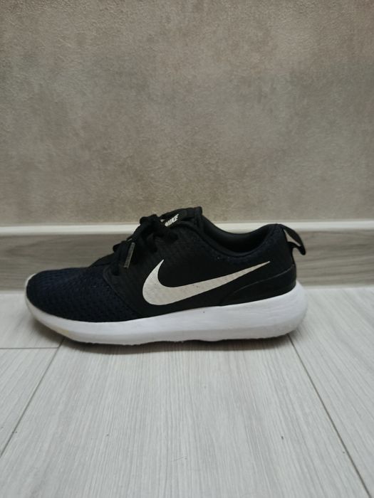 Кросівки Nike Golf 
36 розмір 
В ідеальному стані 
Устілка 23см
