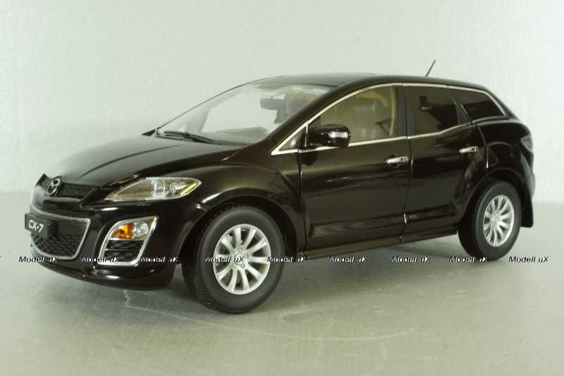Mazda CX-7 black, Paudi 1:18 масштабная модель авто купить: 5 399
