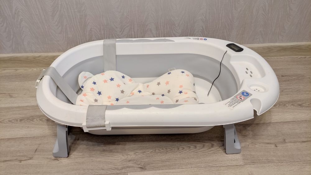 Дитяча ванночка складна Primabobo Ola з термометром і подушкою