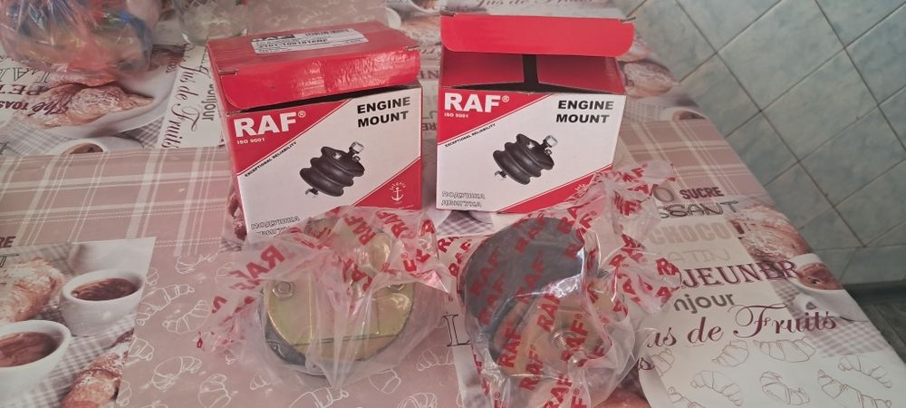 Комплект подушек двигателя ВАЗ 2101-2107 "RAF" НОВЫЕ !!!