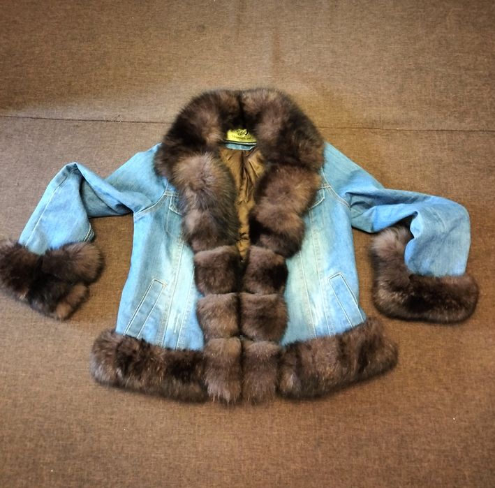 Джинсова курточка з хутром мехом