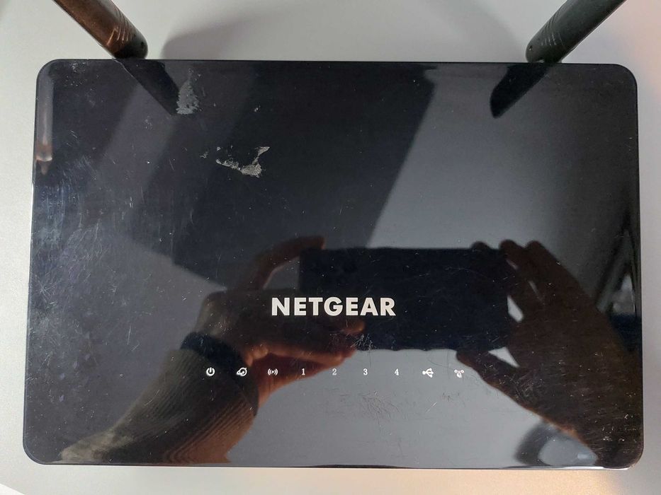 Router Netgear R6220 AC1200