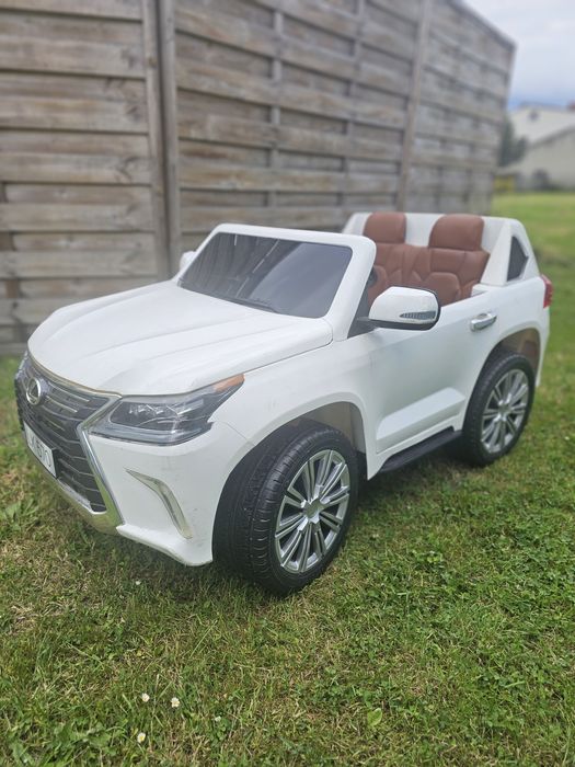 Auto na akumulator Lexus LX 570