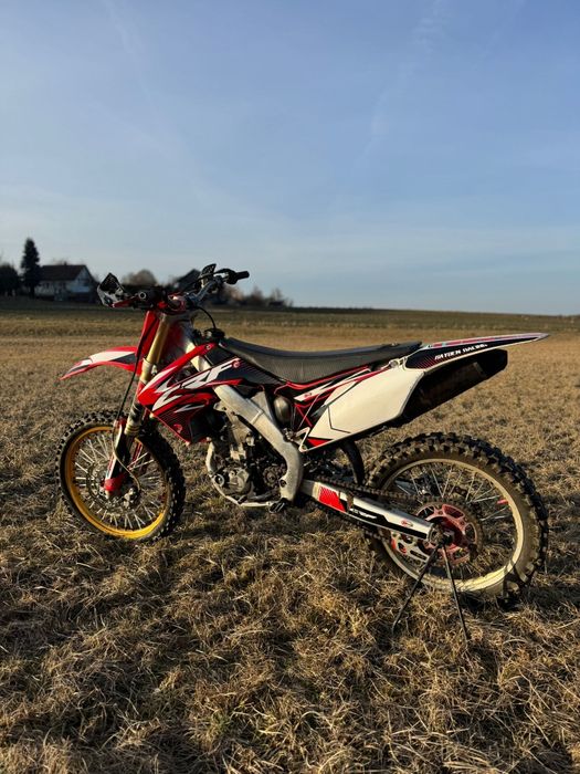 Sprzedam Honda 250
Motycykl w bardzo dobrym stanie wizualn