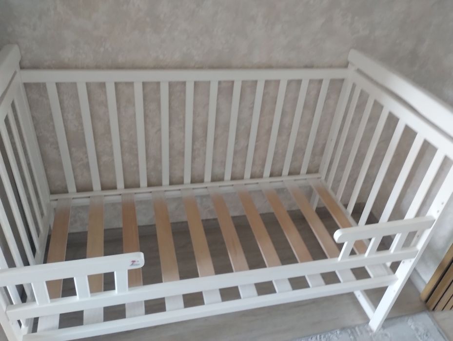 продам  дитячі меблі