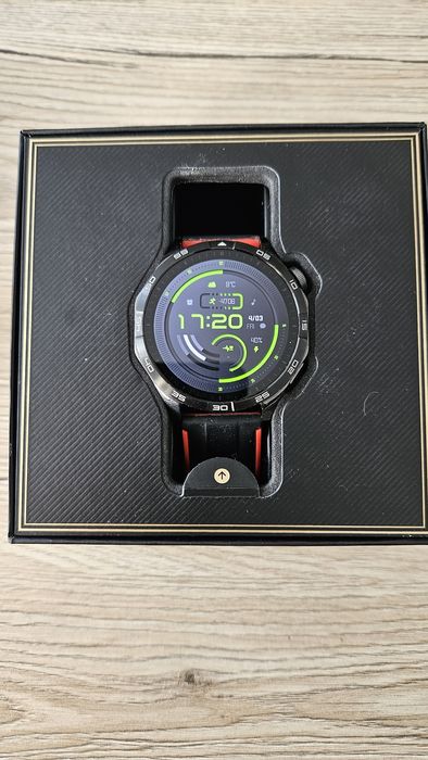 Huawei  GT 4 w b.dobrym stanie sprzedam