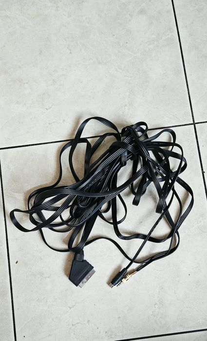 Kabel euro scart-s video+jack3.5 mm -  dł. 9m