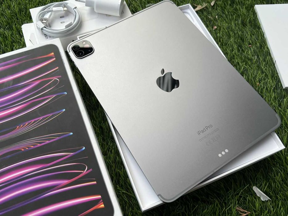 iPad Pro 11" 4 GENERACJI M2 256GB Wifi Cellular LTE 5G Bat98% GWARANCJ