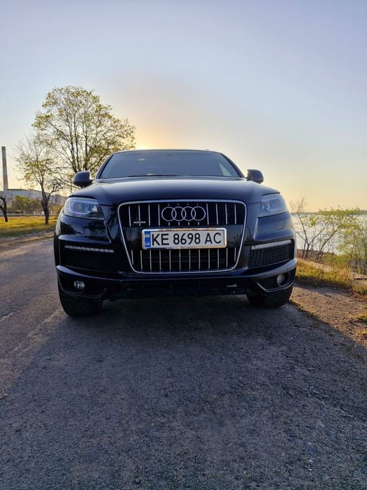 Продам Audi Q7 2010 рік.3.0 TDI CASA, quattro. Машина моя, володію 3 роки