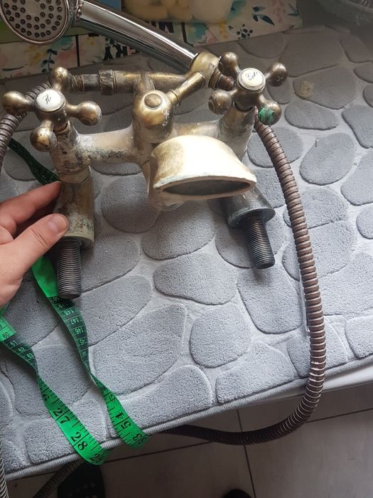 Stara    bateria łazienkowa