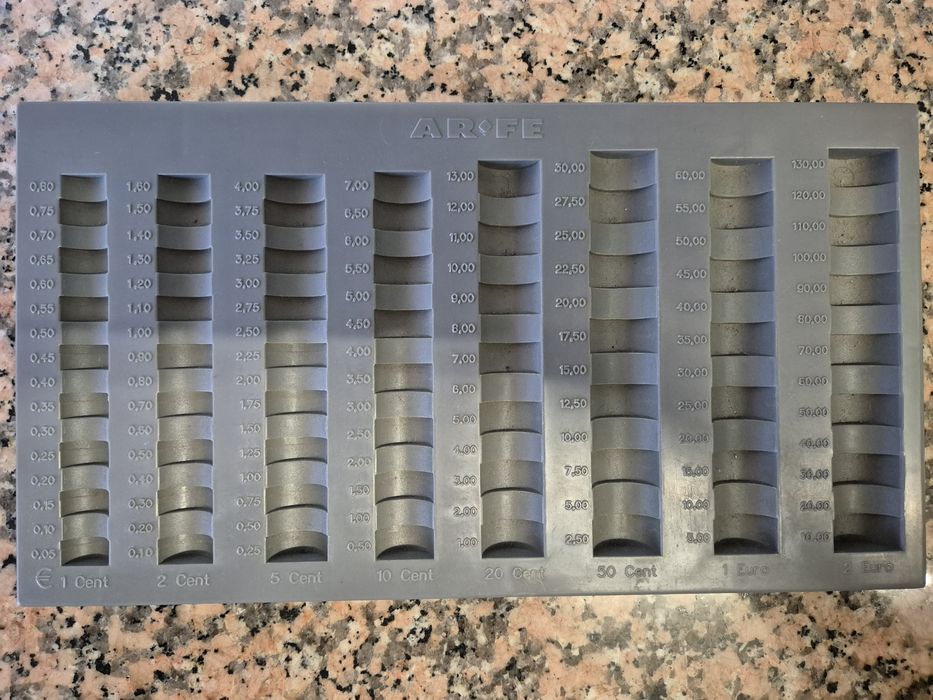 Tabuleiro separador de moedas