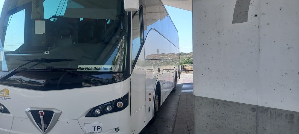 Autocarro - Excursões - Passeios - Bus
