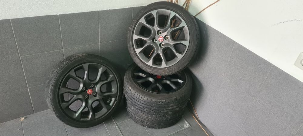 Jantes e pneus Fiat abarth