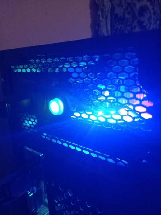 Блок живлення GameMax VP-700 RGB 700W