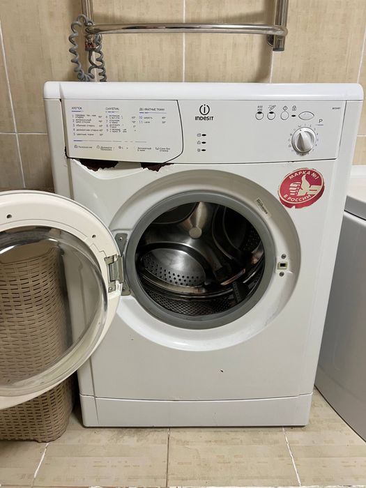 Продам пральну машину Індесіт 6 кг