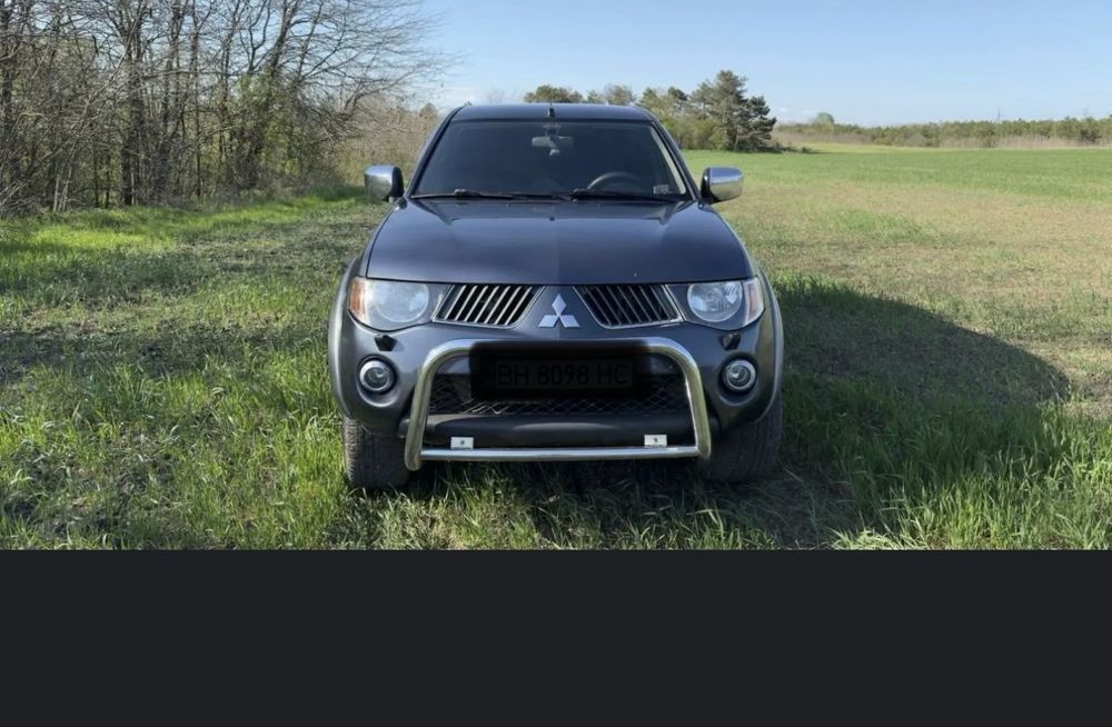 Л 200 пікап пікап